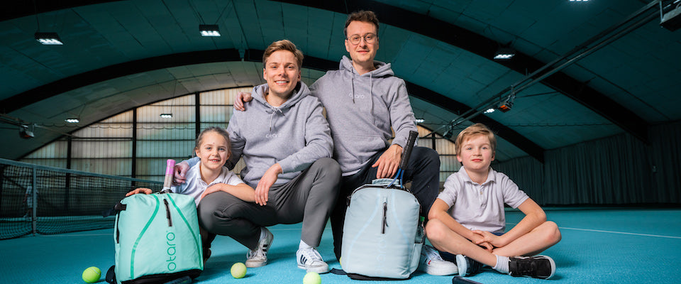 Otaro_Tennisrucksakc_Kinder_Teambild.jpg